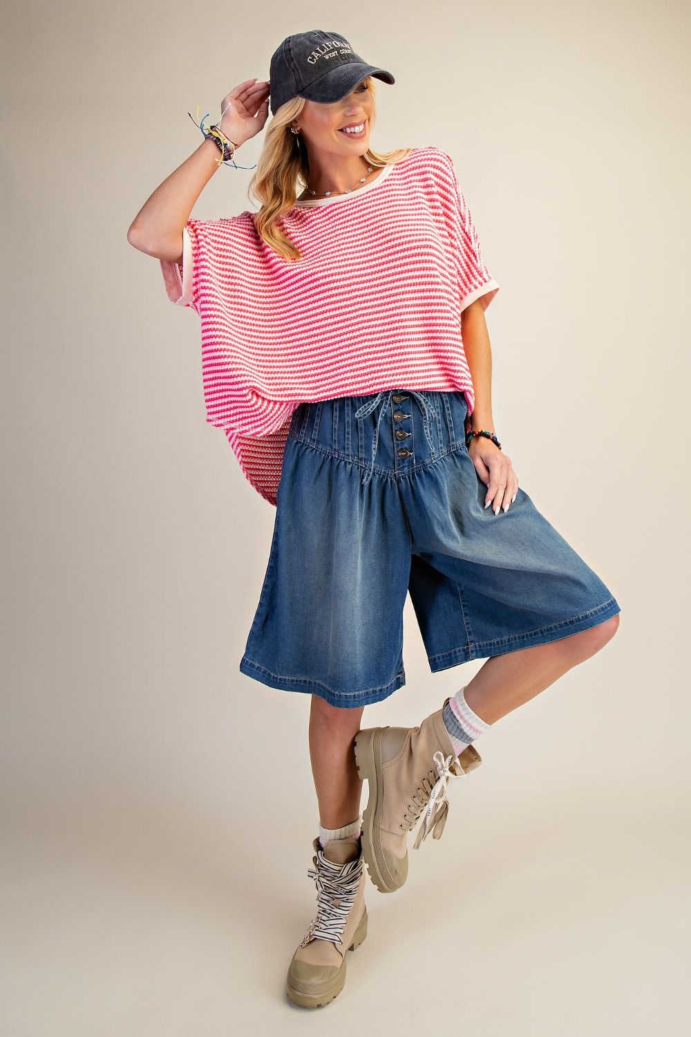 Pleated Wide Leg Bermuda Shorts (REG)