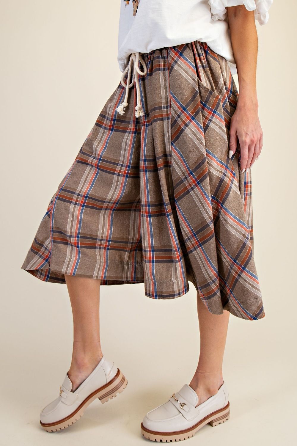 Plaid Linen Wide Leg Culotte Pants in Mushroom (REG)