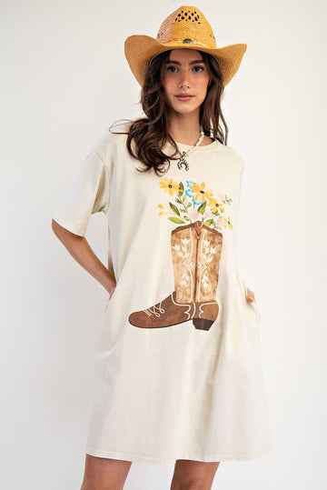 Western Boot T-Shirt Dress (REG)