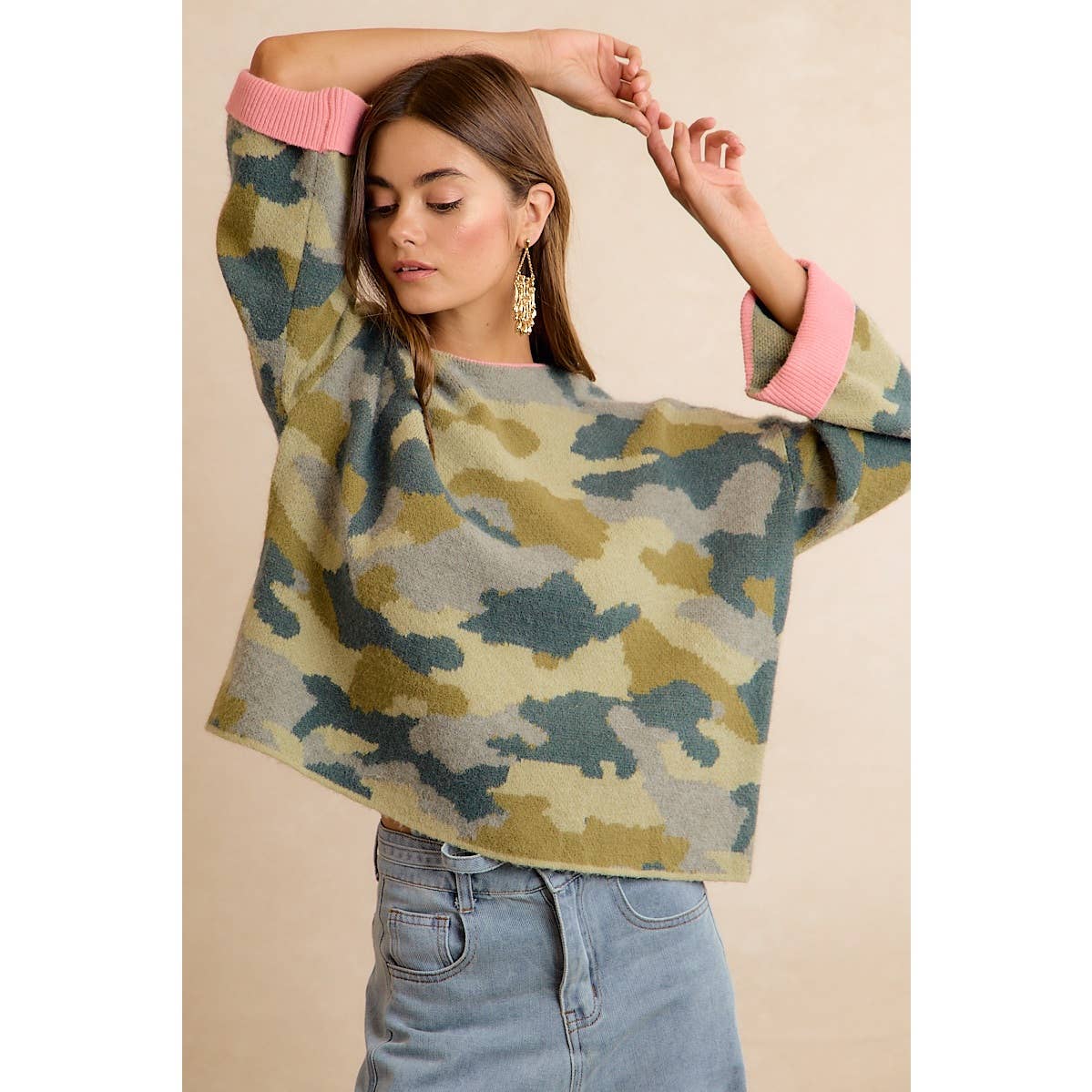 Camo Contrast Roll Sleeve Sweater (REG)