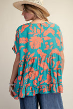 Blossom Tiered Tunic Top in Atlantis Green (REG)