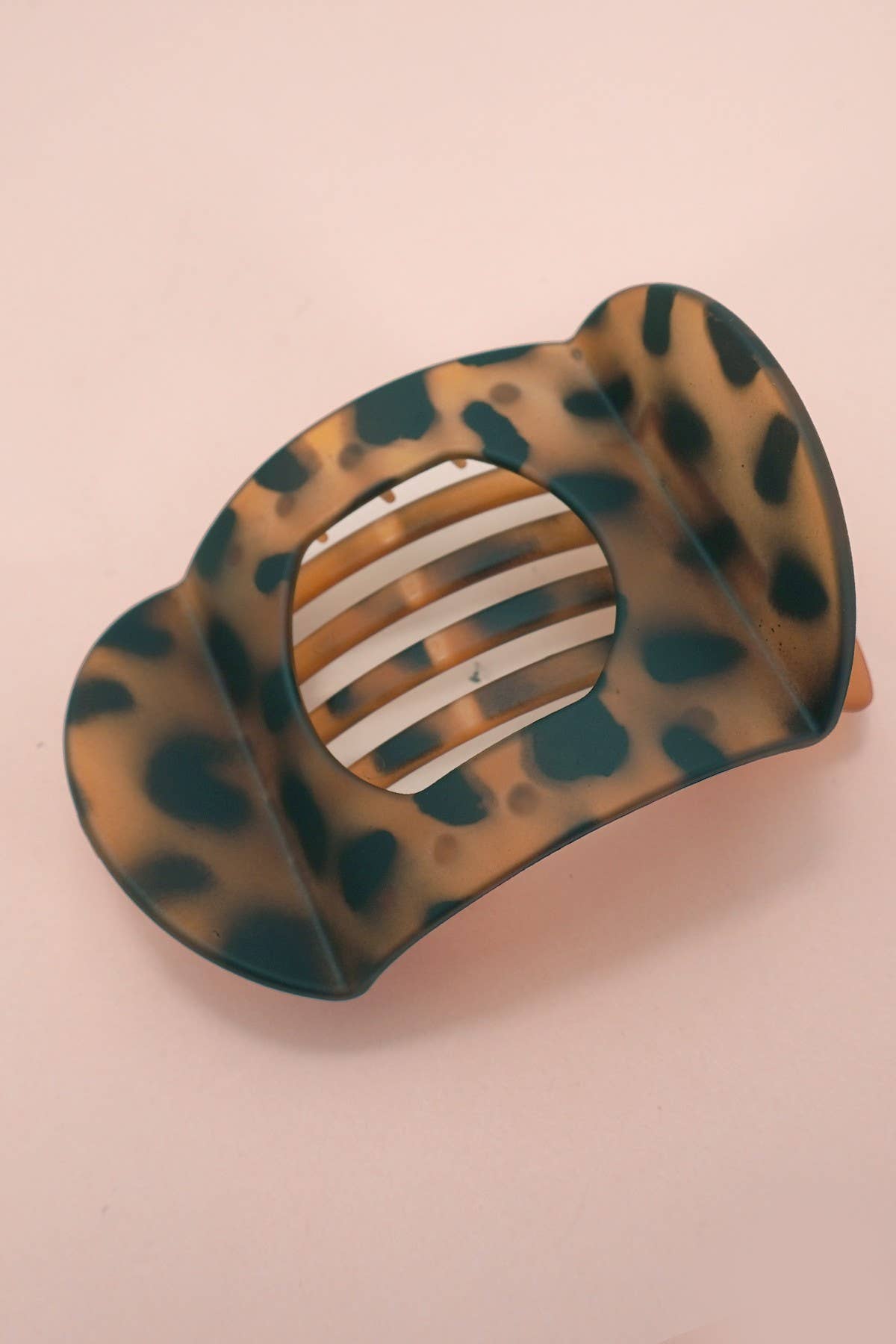 Secure Styling Flat Claw Clip