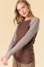 Button Detailed Knit Top (REG)