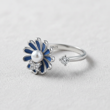 Blue Daisy Pearl Ring
