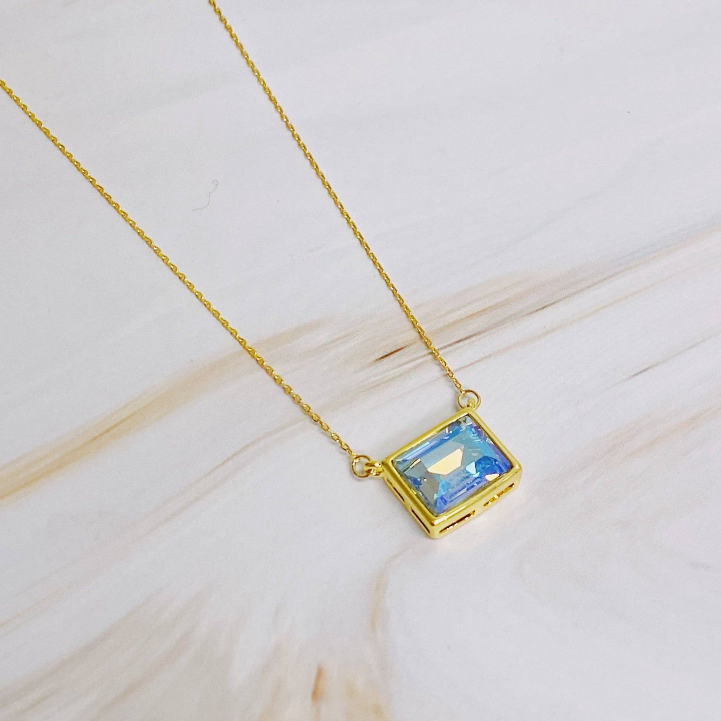 18K Sweet Square Necklace