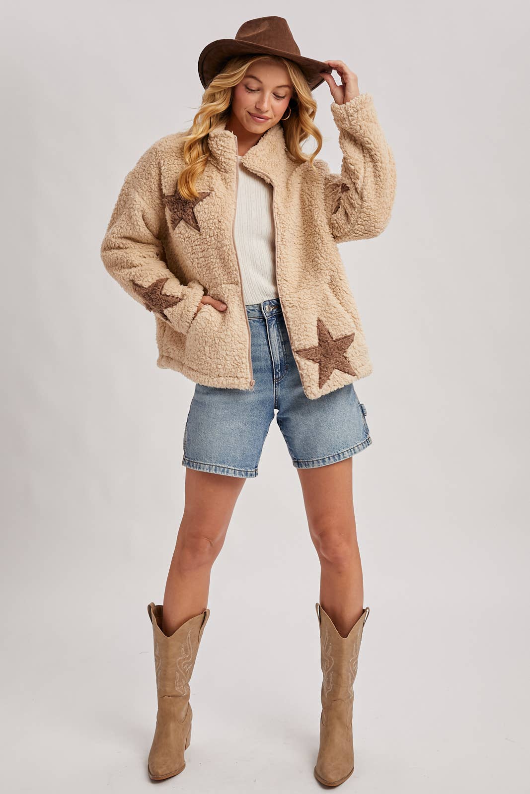 Star Shaped Teddy Sherpa Jacket in Beige (REG)