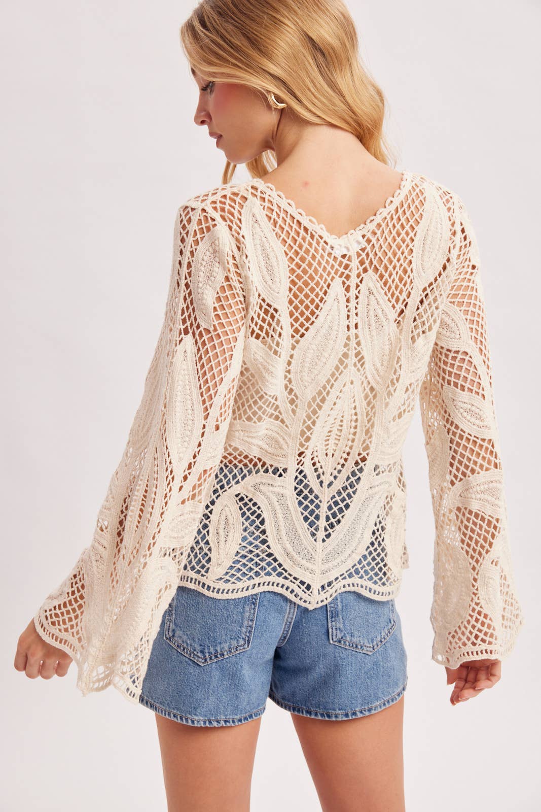 Heavenly Scalloped Crochet Top (REG)