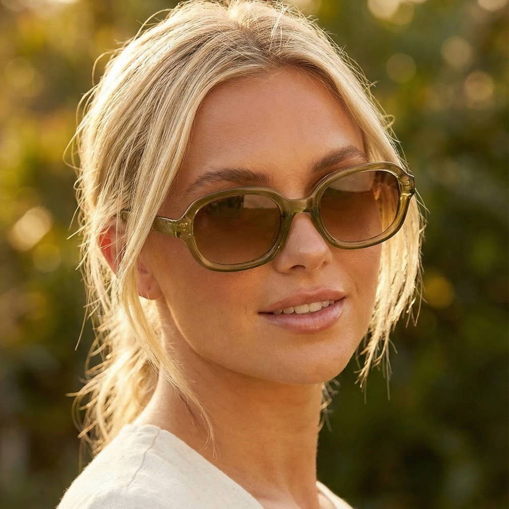 Summer Vibes Retro Oval Sunglasses