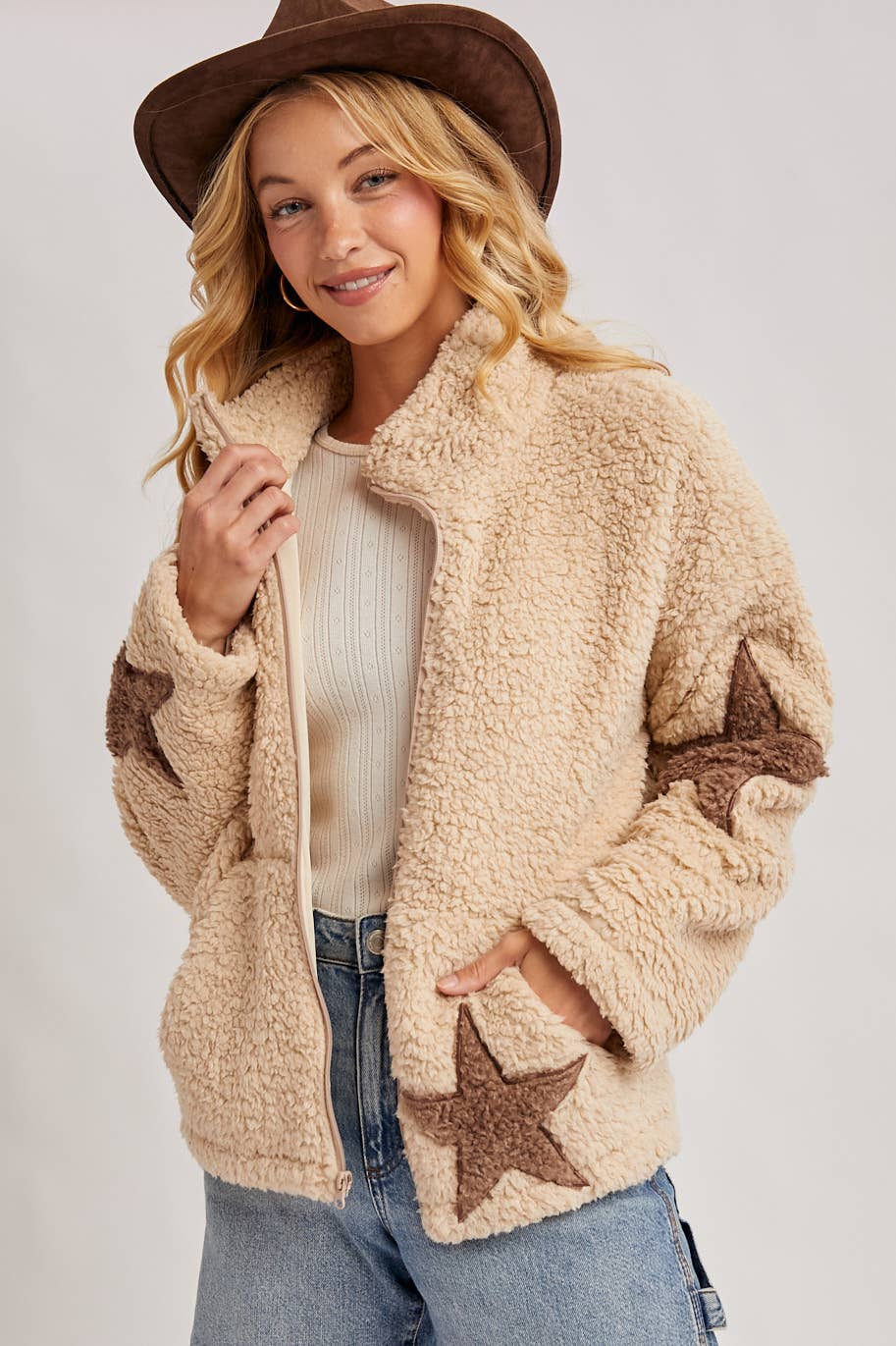 Star Shaped Teddy Sherpa Jacket in Beige (REG)