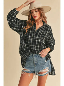 Tamra Plaid Top in Black (REG)