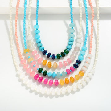 Short Beaded Necklace With Oval Smooth Beads